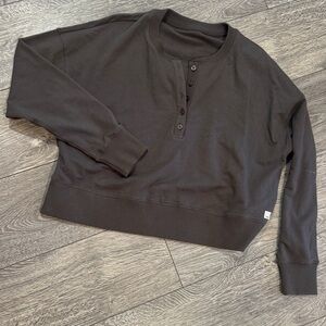 Women’s Vuori Brown Henley Sweatshirt